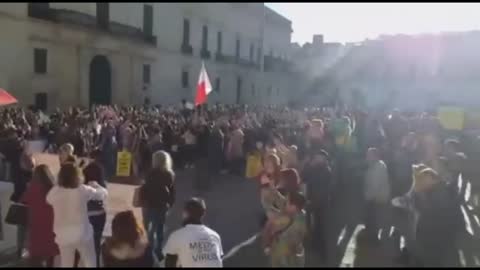 🔥THẾ GIỚI SINH ĐỘNG🔥 24-01-2022 BIỂU TÌNH PHẢN ĐỐI CƯỠNG CHẾ VX & HỘ CHIẾU Y TẾ