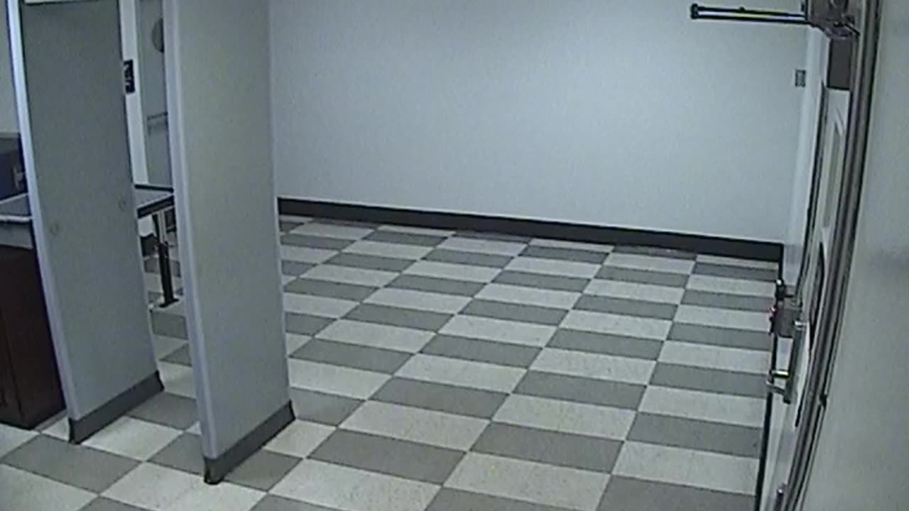 6054RHOBG2G207Lobby_2021-01-06_05h20min01s977ms.mp4