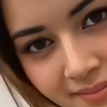 #ElinaDevia, #IndonesianBeauty, #GirlPower, #InspiringWomen, #WomenEmpowerment, #Indonesia