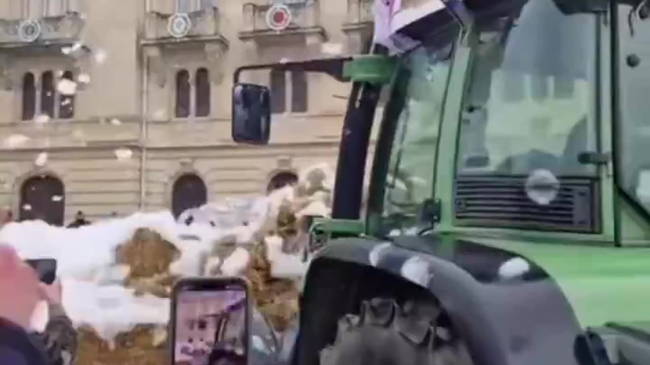 Farmers fighting for your lives before governments can starve you to death