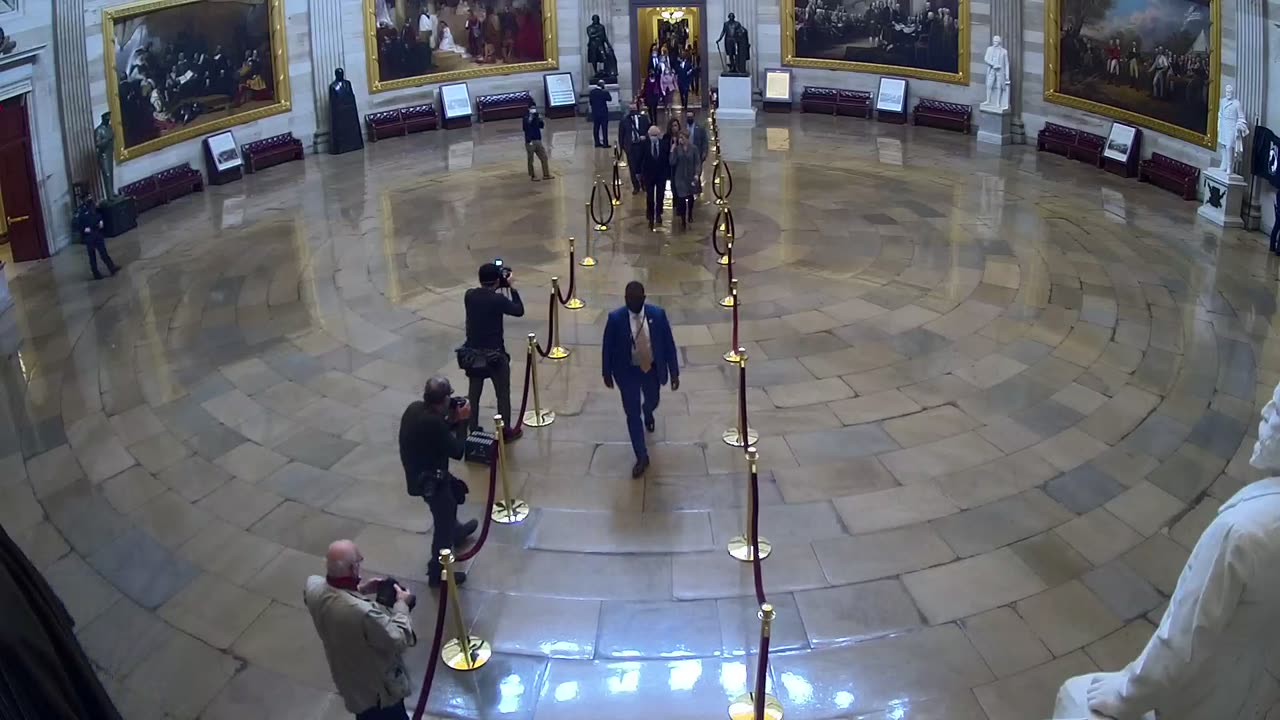 0960USC02RotundaNorth_2021-01-06_13h00min01s370ms.mp4