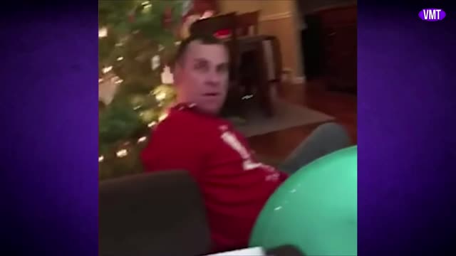 BORED IN THE HOUSE?? WATCH THIS!! 😆🔥 #FUNNY #TIKTOK #FAILS