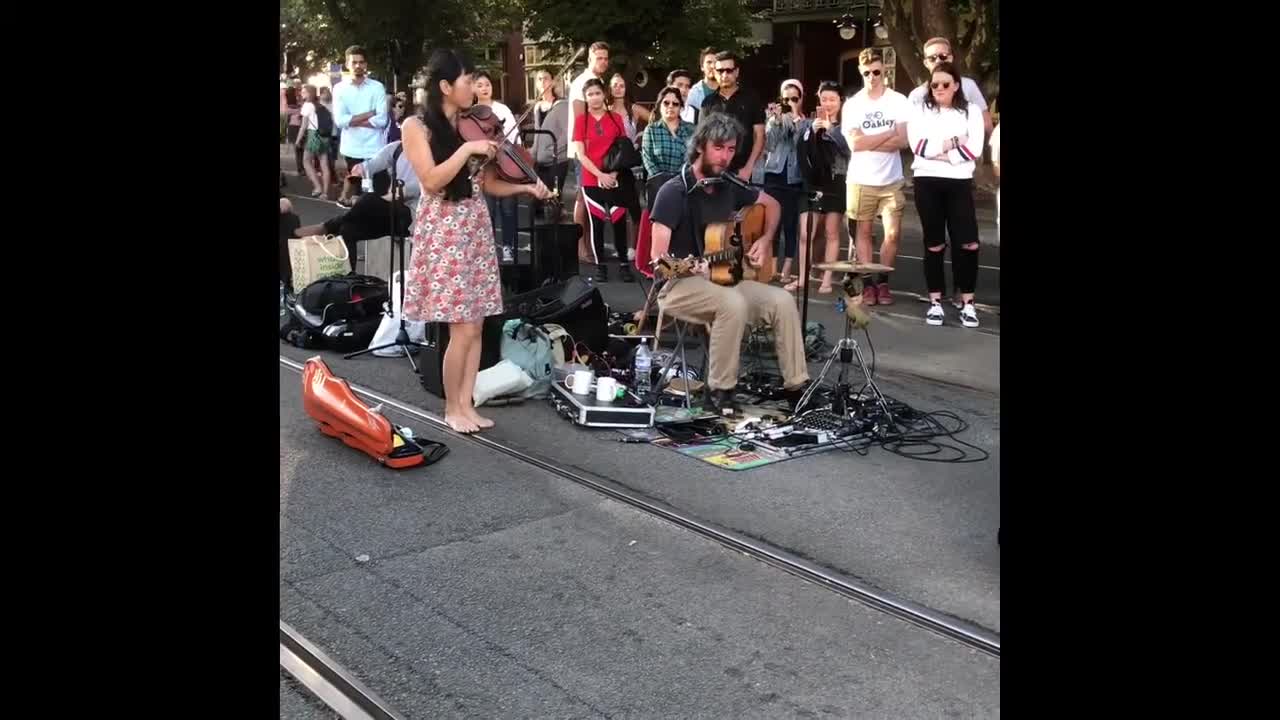 Street Performers in Melbourne city