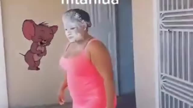 Niño le juega broma a su mama. 🤣🤣