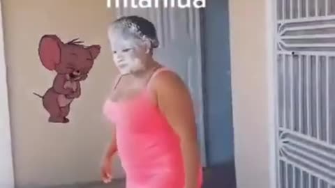 Niño le juega broma a su mama. 🤣🤣