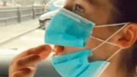How to eat with mask on !