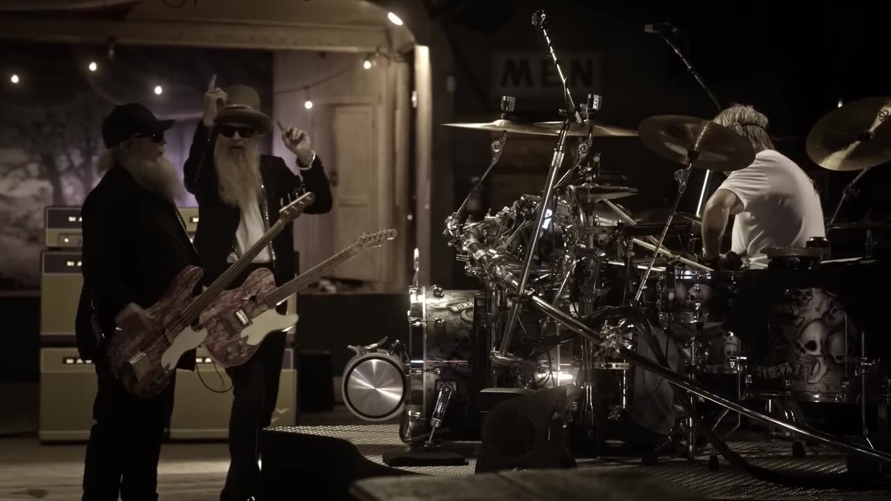 ZZ Top - La Grange (Live From Gruene Hall) _ Stages