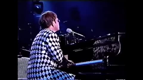 Elton John live 1995