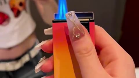 Automatic lighter