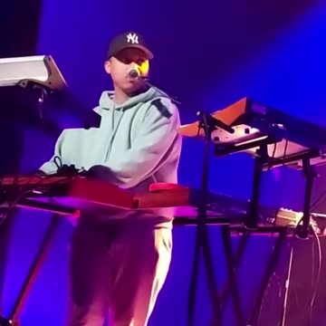 Ariel Lantigua (LVNDR) - LIVE @ Barrelhouse Ballroom (Short 3)