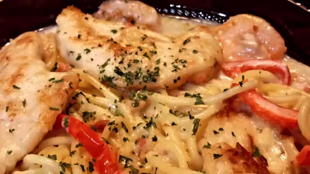 Chicken shrimp carbonara