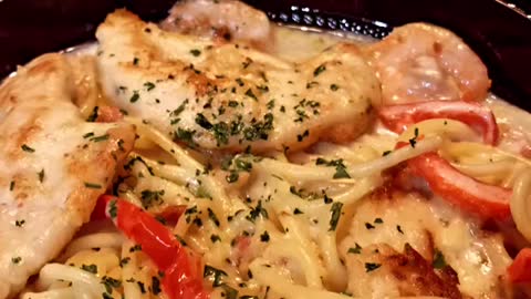 Chicken shrimp carbonara