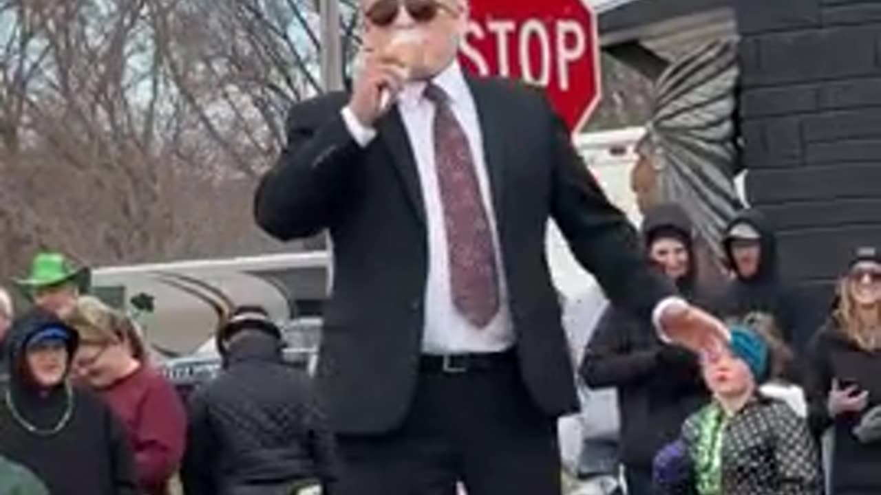 Joe Biden BRUTALLY Mocked At A St. Patrick’s Day Parade