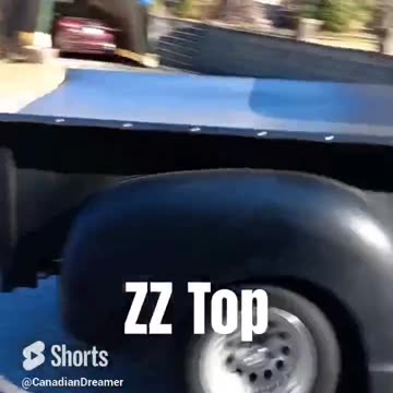 ZZ Top drove by In Christina Lake.