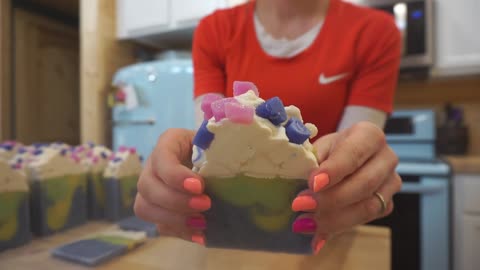 Soap making (cupcakes)