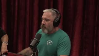 Joe Rogan talks to Jeremy Corbell & George Knapp