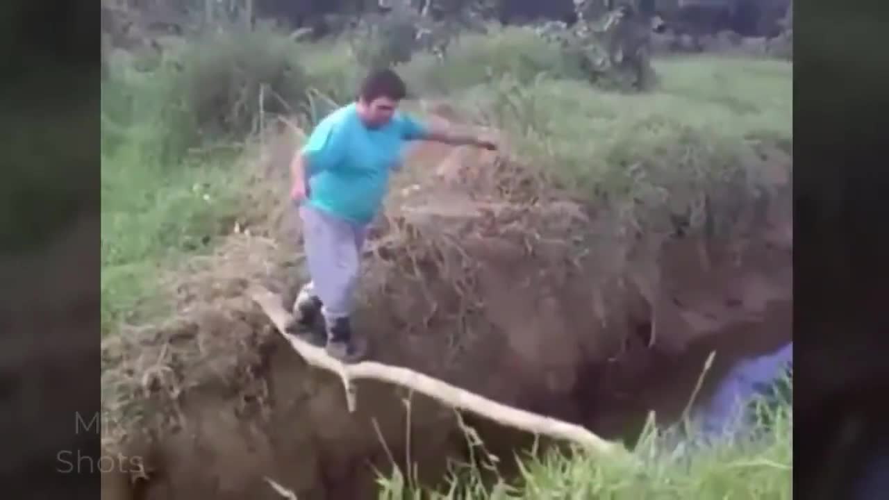 IPHONE MEMESÀ¥¤ TIKTOK FUNNY MEMES CLIPSÀ¥¤ SHOT ON IPHONEÀ¥¤ FUNNY VIDEOSÀ¥¤MIX SHOTS #51