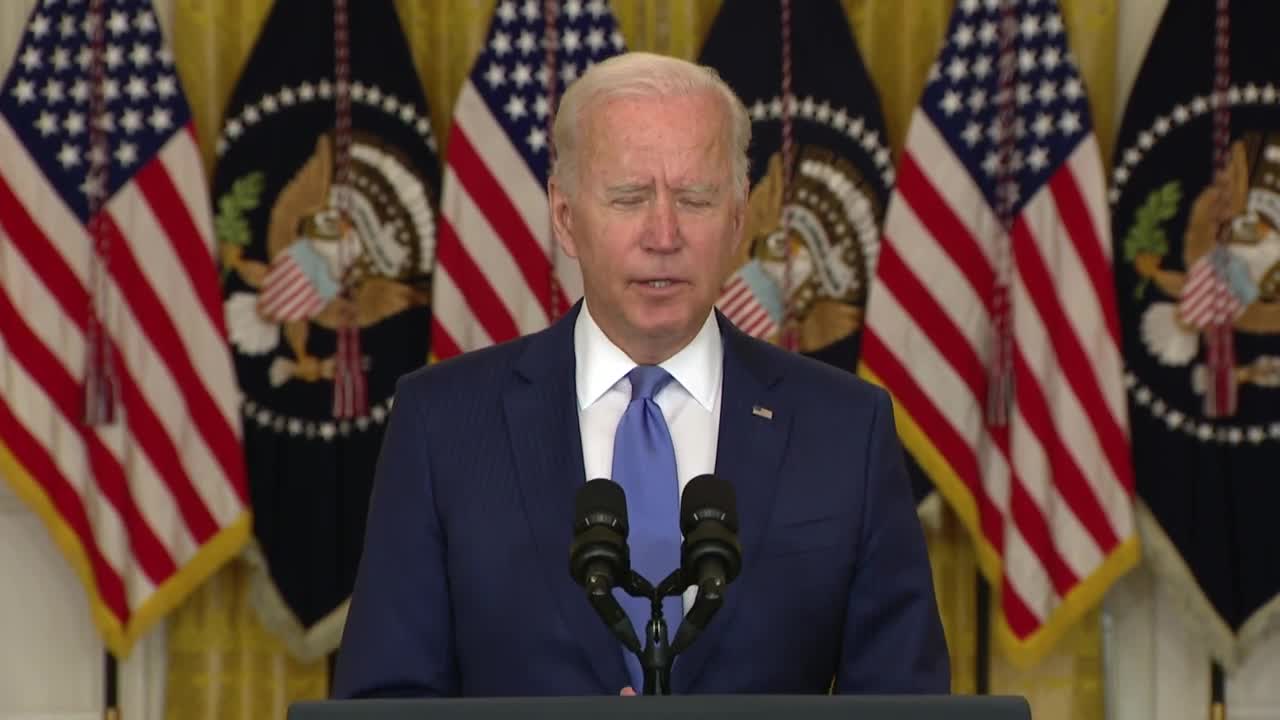 Biden defiende inmenso plan de gastos " para cambiar trayectoria de EEUU"