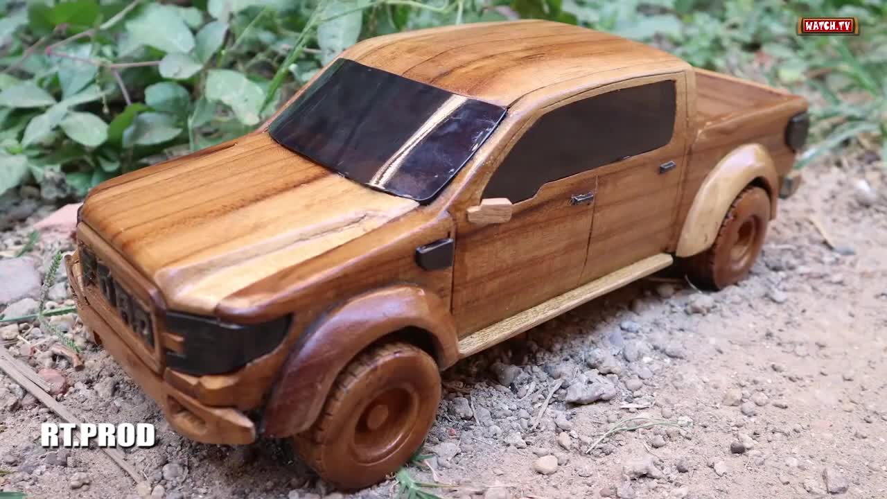 CAR MAKING GENIUS (MADE IN WOOD)