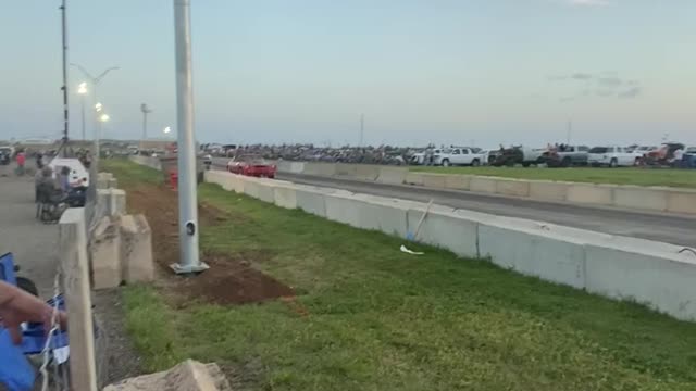 1979 Z28 vs 1968 SS