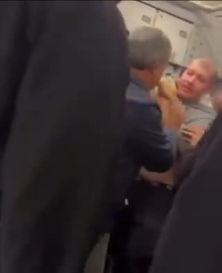 Passenger attempted to seize control of a Mexican flight, aiming to divert it to the United States