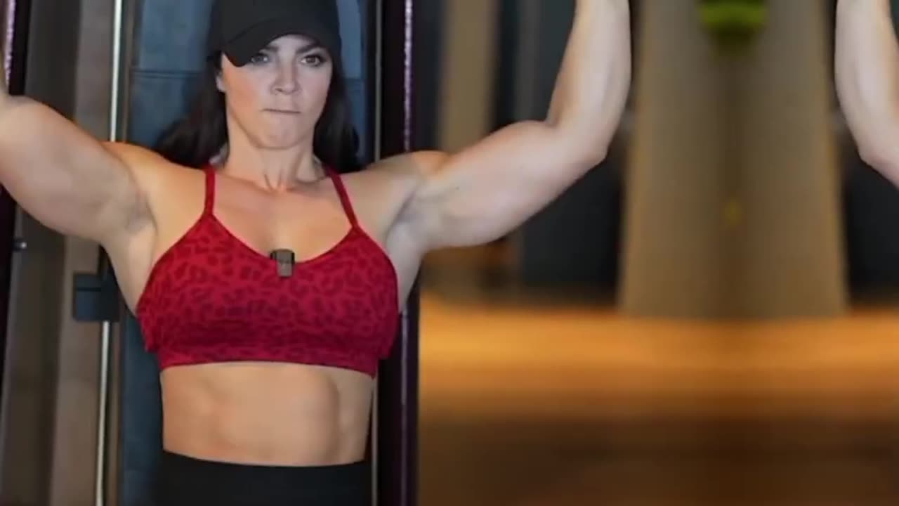 Ida Bergforth Workout #shorts #ootd #shoulderworkout