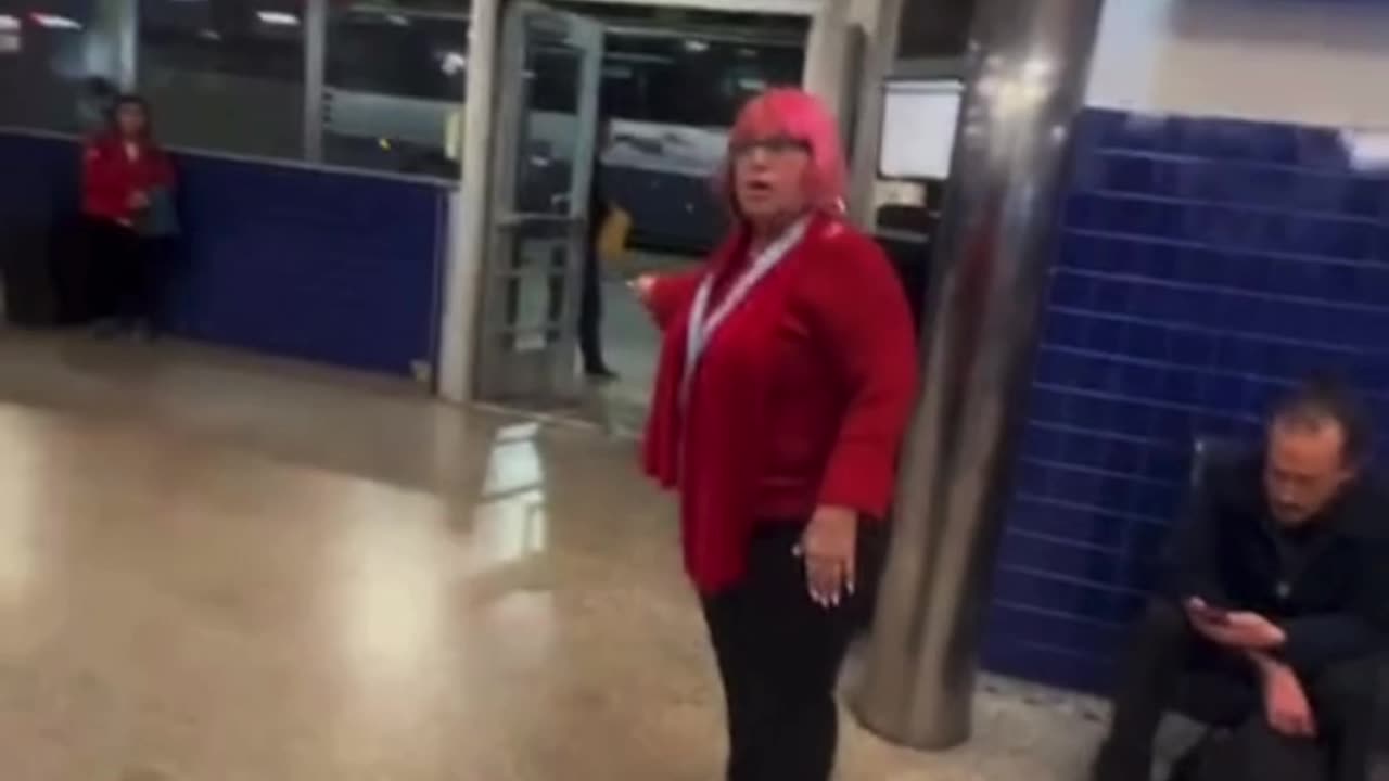 Pink hair leftest Greyhound Supervisor throws me out of the bus terminal !!