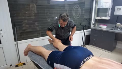 EXPECTED ASMR RELAXING MASSAGE THERAPY WITH LOTS OF CONVERSATION.RELAXING WITH ASMR MUNUR ONKAN