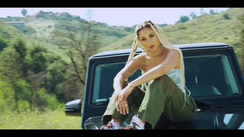 TEE - Intoxicated (VIDEO)