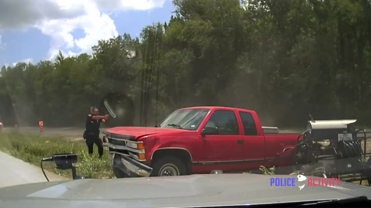 Man Crashes Stolen Pickup Truck After Leading Vidor Police on a Wild Chase