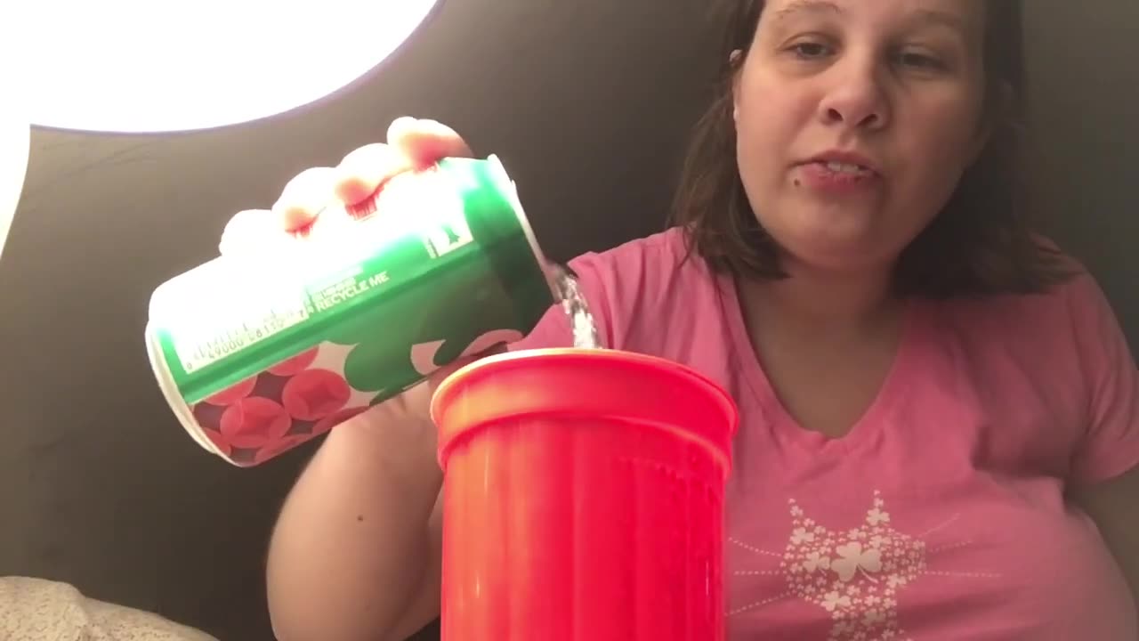 Festive Fizz: Laura's Sprite Winter Spiced Cranberry Chug