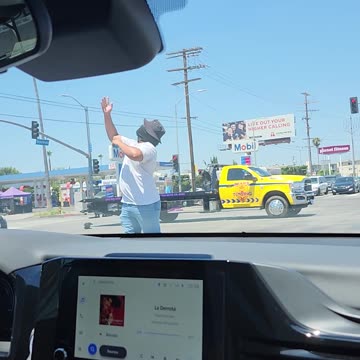 No tips for ball dropping Juggler on Sepulveda bl.