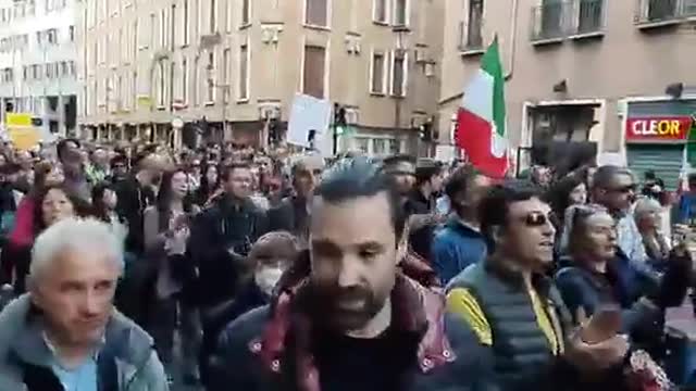 Manifestazione No Green Pass a Padova - 16 Ottobre 2021