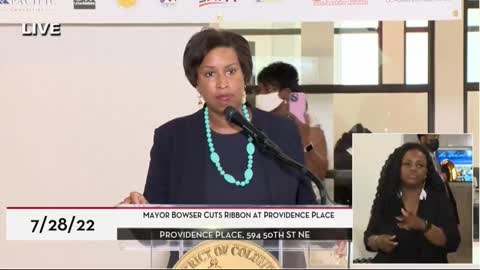 HUGE: DC Mayor Calls In National Guard To Deal With Migrants