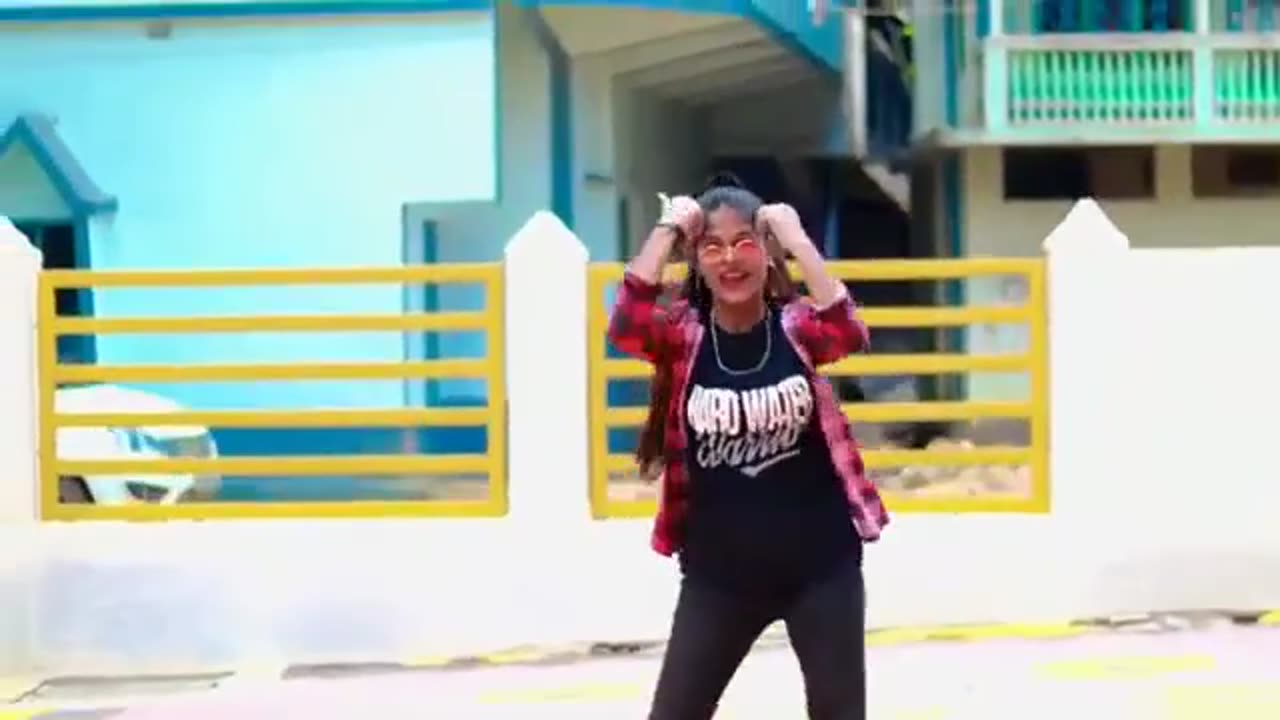 Mind- Blowing- Mahiya