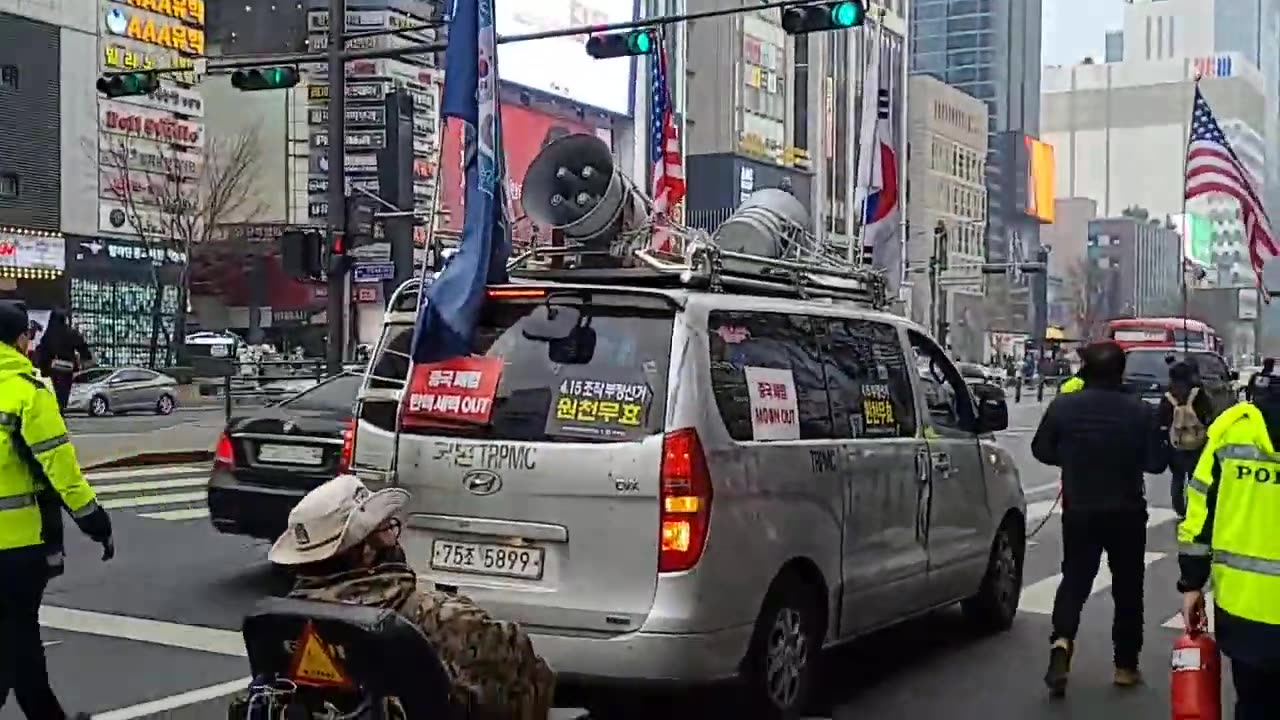 20210210_V3_S02(D9xCcXGghHM)강남역 거리행진 계몽방송! 노란색 ㅇㅇ들이 더 많다!