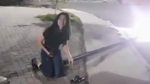 Girl broke pussy on pole dance