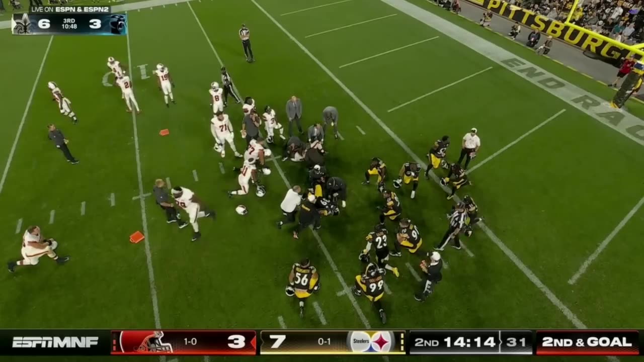 Nick Chubb DEVASTATING knee injury vs Steelers