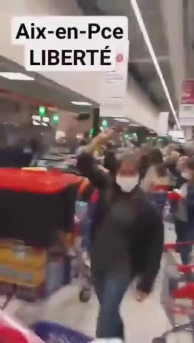 French PATRIOTS Stand Up for Freedom, Enter Stores With Vax Passports