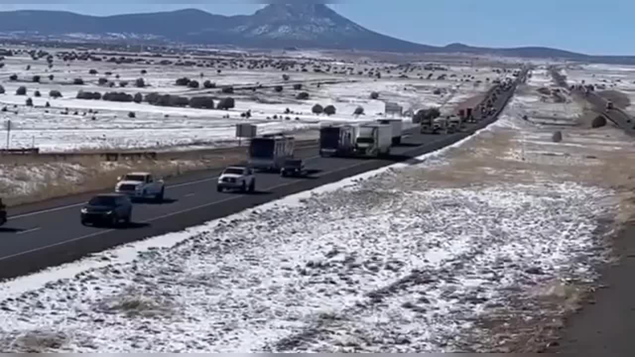 US People's Convoy from California to Washington DC now 2k trucks and civilian vehicles long today
