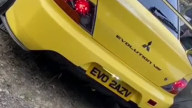 Mitsubishi Lancer evolution 8 spits