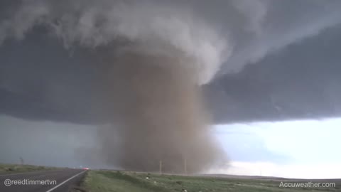 Biggest tornado in world
