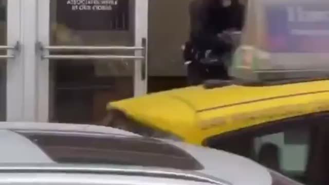WOW: These THUGS Are Out Here Robbing Neiman Marcus With No Penalties!