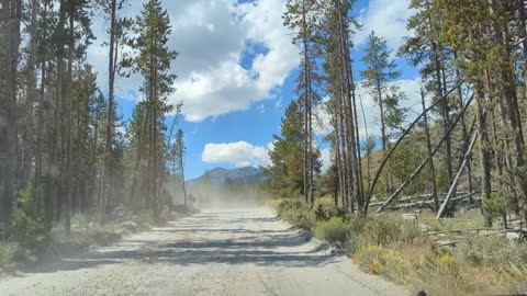 Driving to Petit Lake