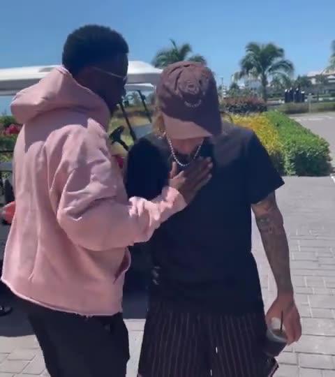 Diddy Checking Beiber To See If He's Wired