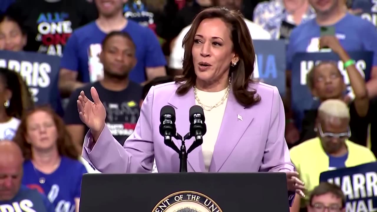 Harris calls for eliminating taxes on tips during Nevada rally