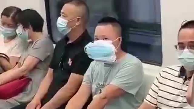 Corona in the Bus ❓❔ 😱 Need more MASK one nothing help 🧐 😂 OMG WTF