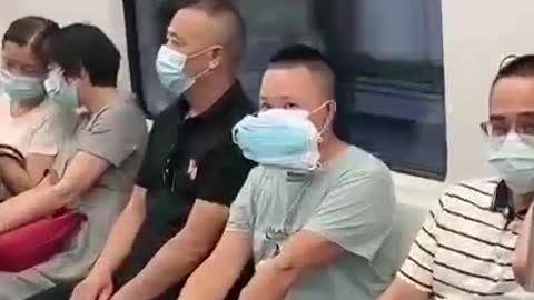 Corona in the Bus ❓❔ 😱 Need more MASK one nothing help 🧐 😂 OMG WTF
