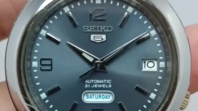 Seiko 5 Automatic Grey Dial