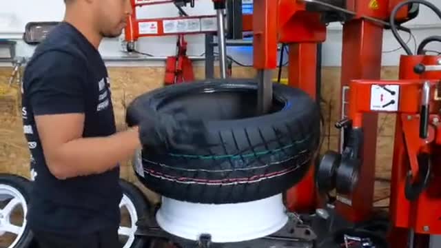 The foreign tire raking machine is not very advanced # repair # tire raking machine # tire man